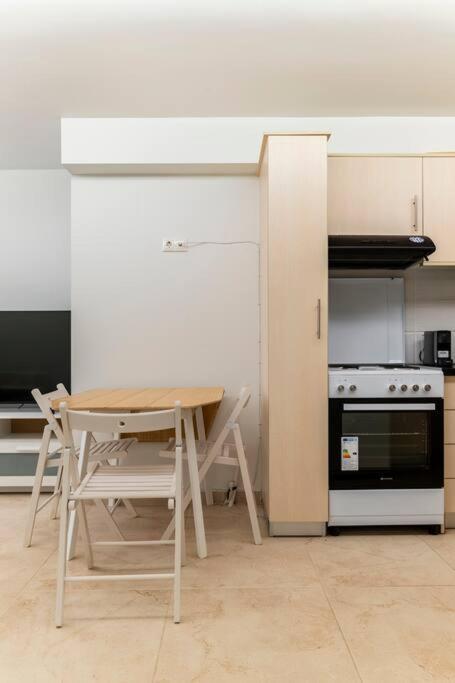 אתונה Apartment At Ano Glifada. מראה חיצוני תמונה