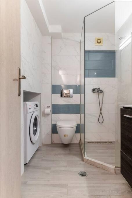 אתונה Apartment At Ano Glifada. מראה חיצוני תמונה