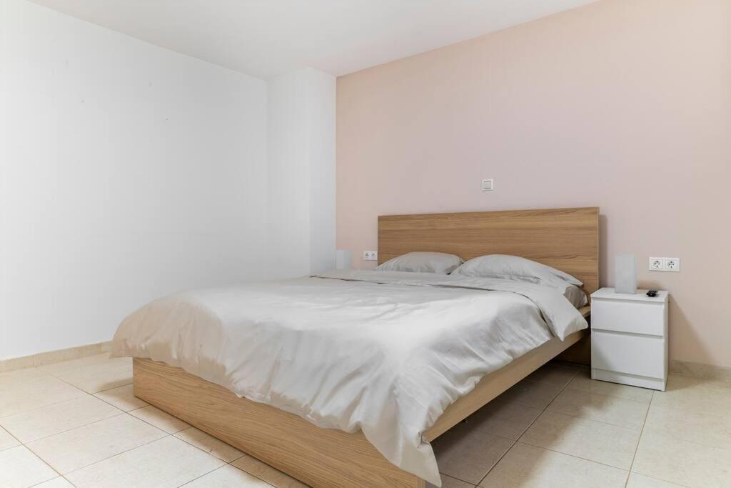 אתונה Apartment At Ano Glifada. מראה חיצוני תמונה